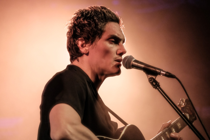 Bobby Oroza