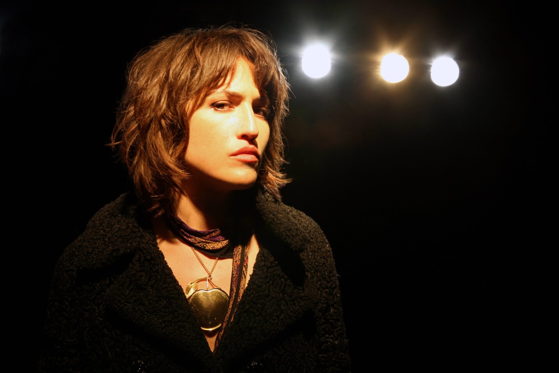 JOAN AS POLICE WOMAN (USA) - 20 Years of Real Life Tour